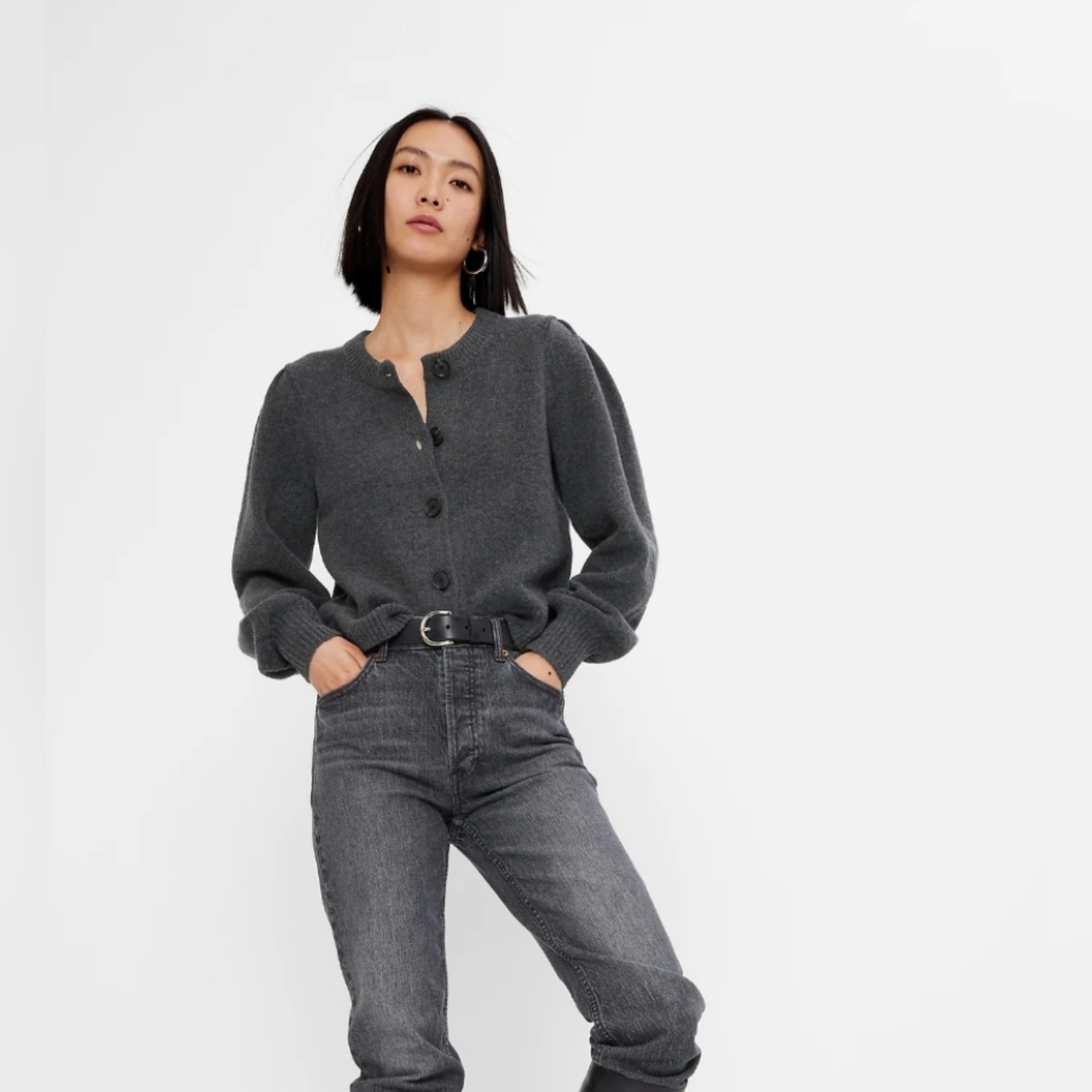 GAP Gray Women's Cardigan Sweater